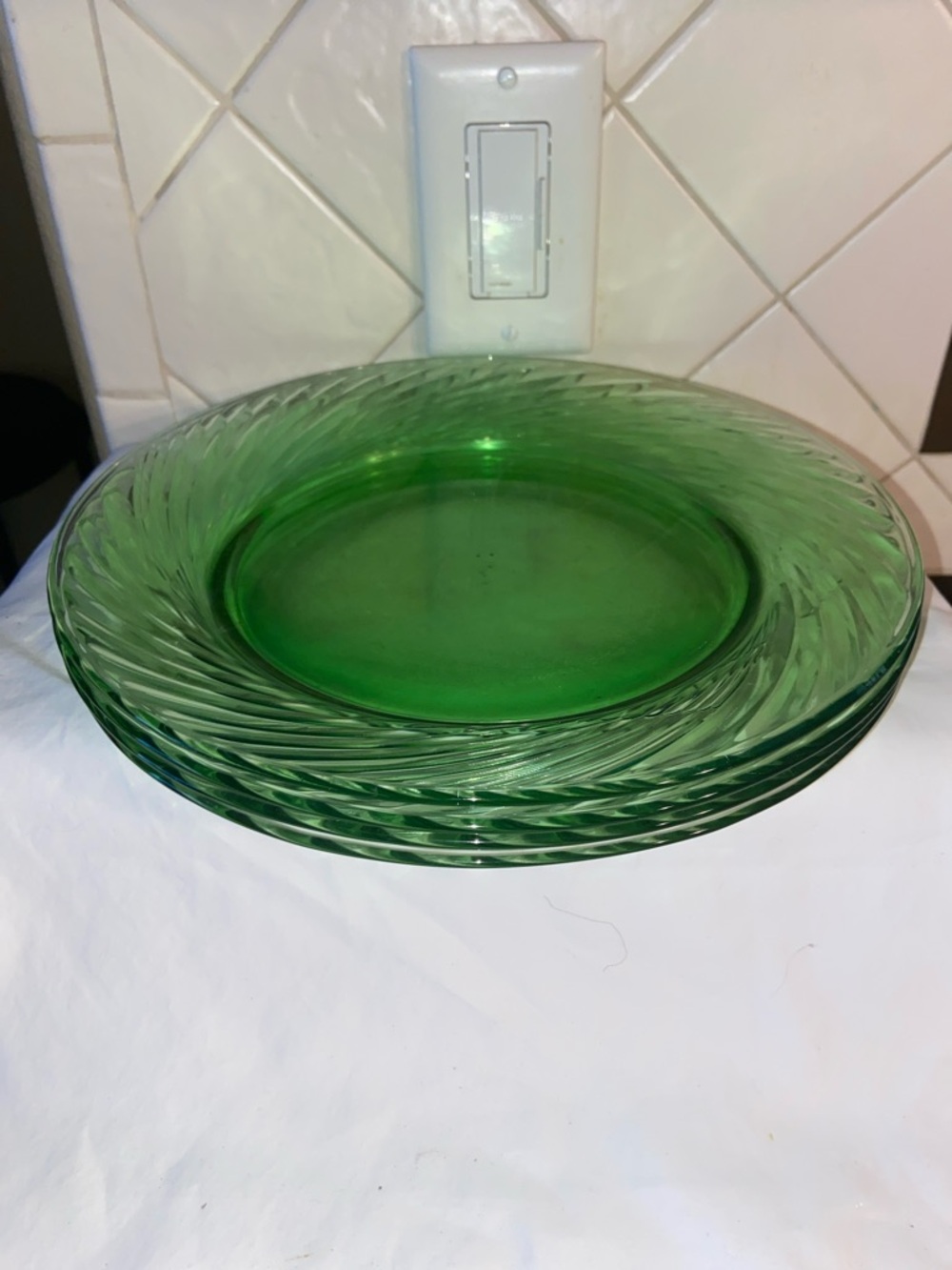 Vintage Pyrex Corelle Festiva Spring Green Swirled Glass Dinner Plates set of 2